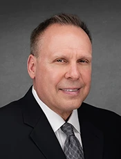Professional photo of business lender David Satek.